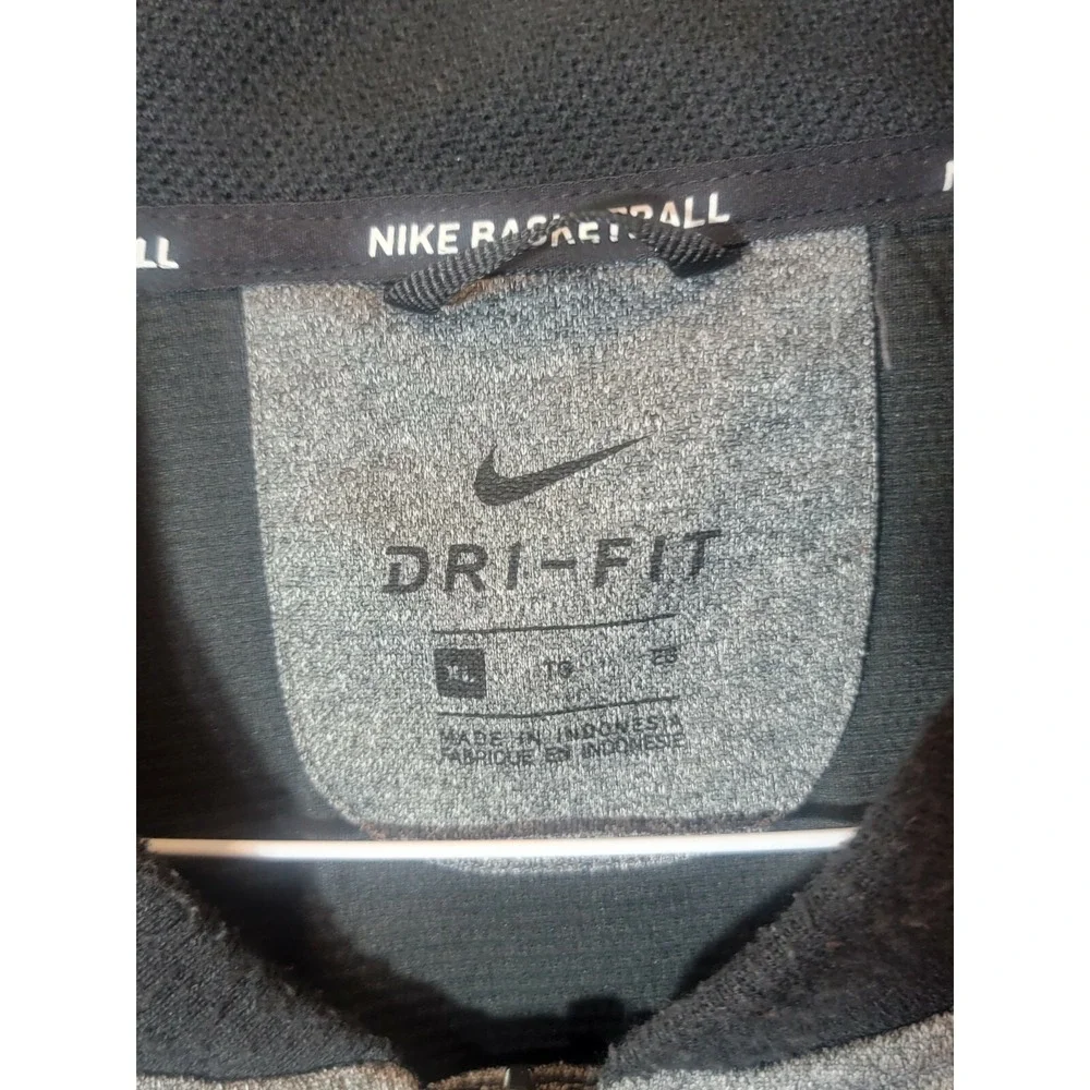 Nike XL Basketball Dri-Fit Charcoal Black Mesh‎ Zippered Pockets Full Zip Jacket